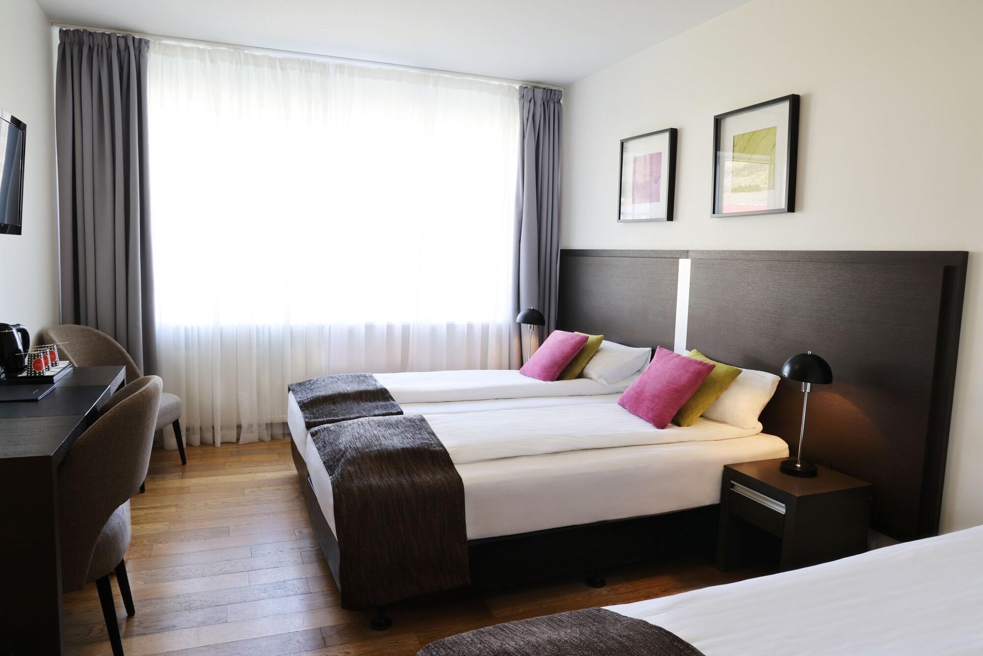 Fosshotel Westfjords Patreksfjordur Exteriör bild